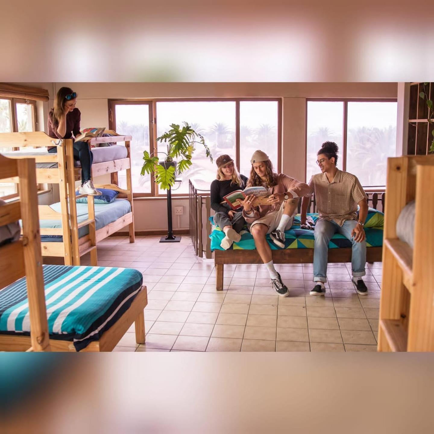 Swakopmund Backpackers Hostel Bagian luar foto