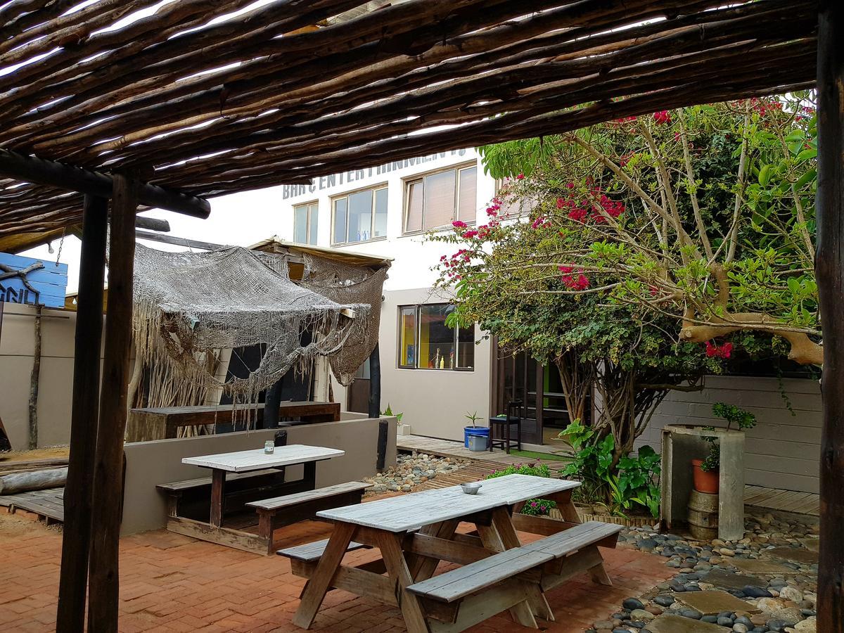 Swakopmund Backpackers Hostel Bagian luar foto