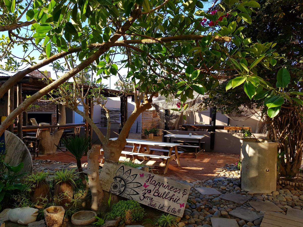 Swakopmund Backpackers Hostel Bagian luar foto