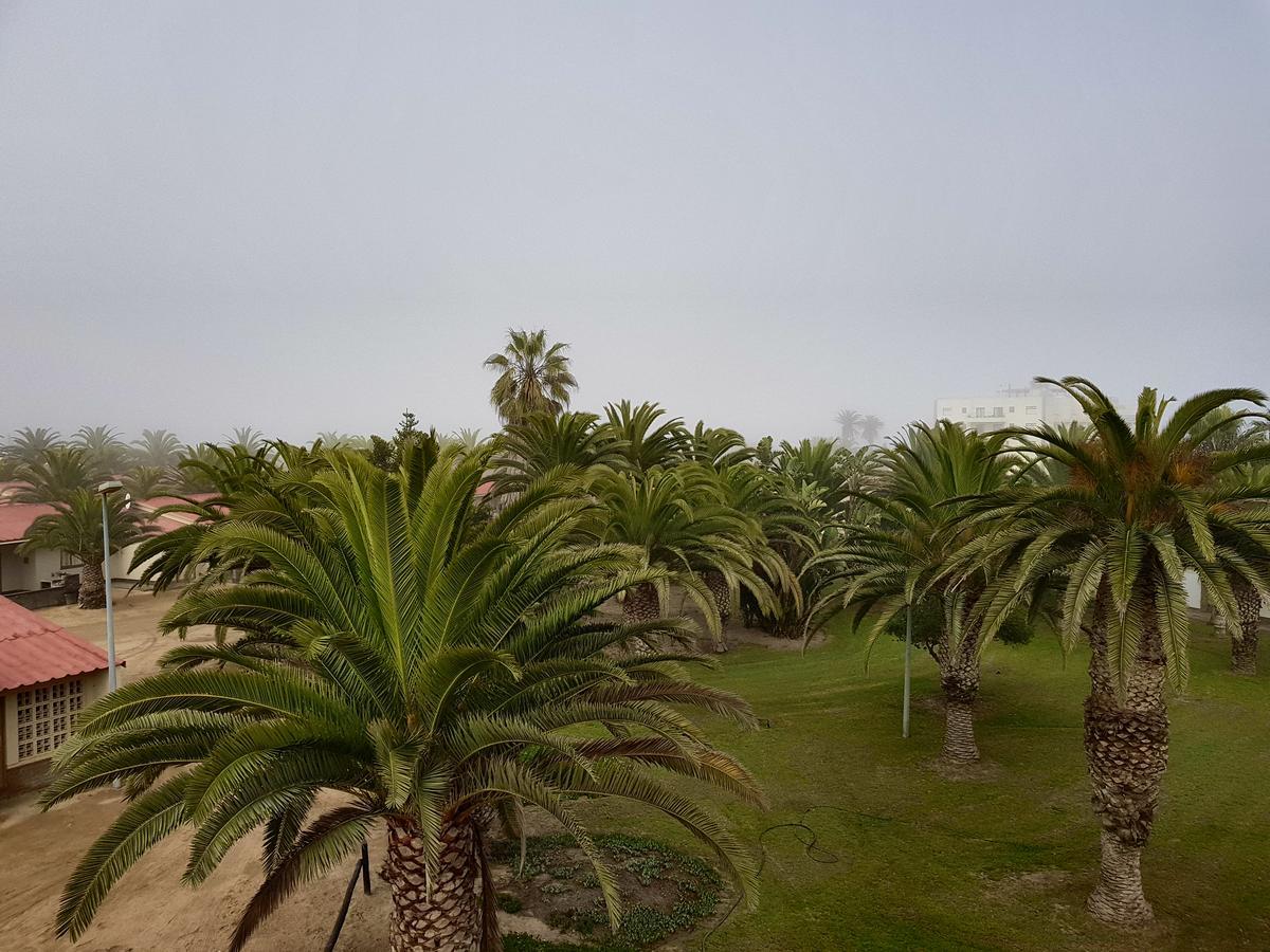 Swakopmund Backpackers Hostel Bagian luar foto