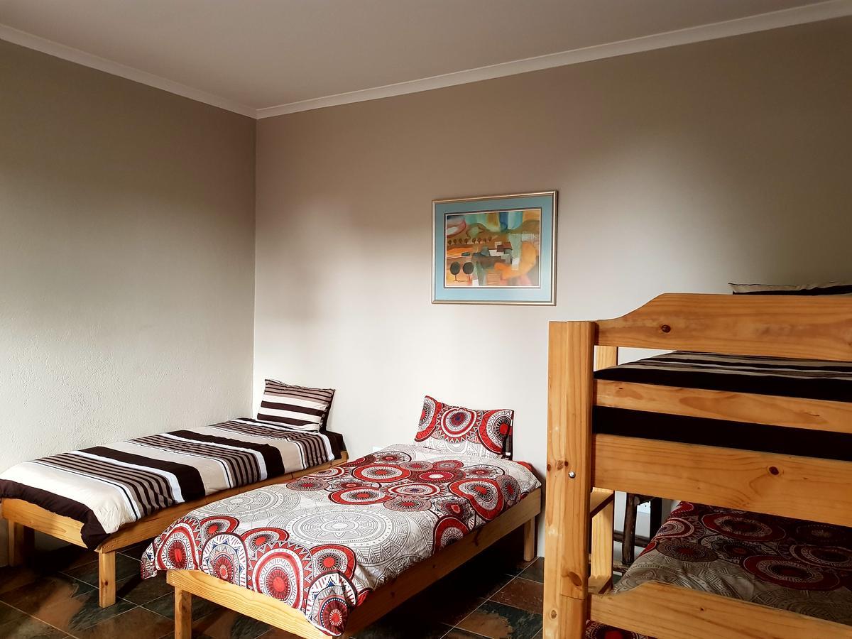 Swakopmund Backpackers Hostel Bagian luar foto